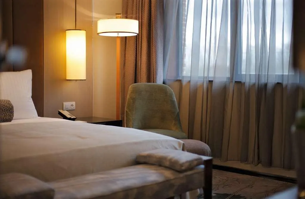 Tangla Hotel Brussels Kraainem 5*,